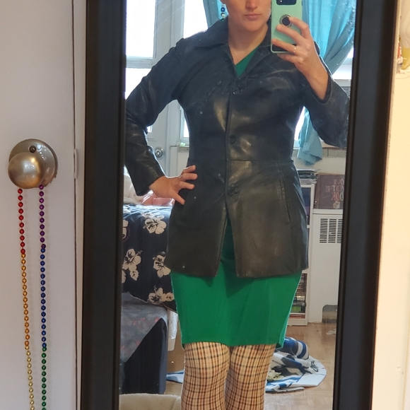 Beautiful leather jacket - Picture 2 of 9